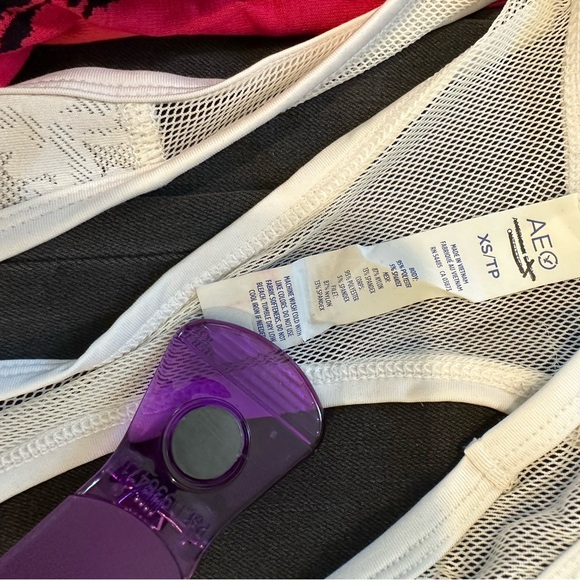 American Eagle Outfitters top with see thru panels - Picture 7 of 7